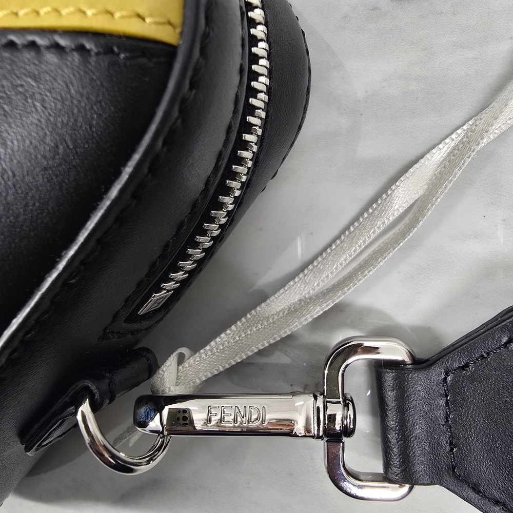 Fendi Black and Yellow Crossbody Bag - Picture 6 of 14